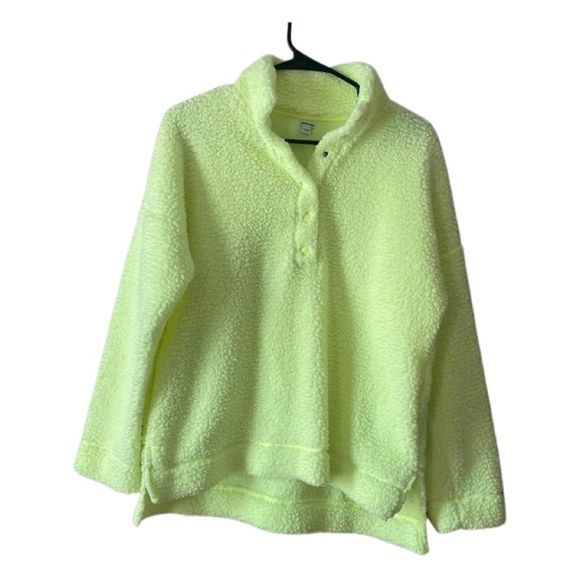 aerie Sweaters - Aerie Neon Yellow Sherpa Pullover - size xs (oversized)